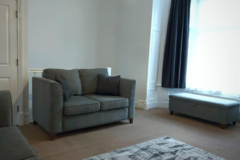 Stylish Apartment In City Centre With Parking เพรสตัน ภายนอก รูปภาพ